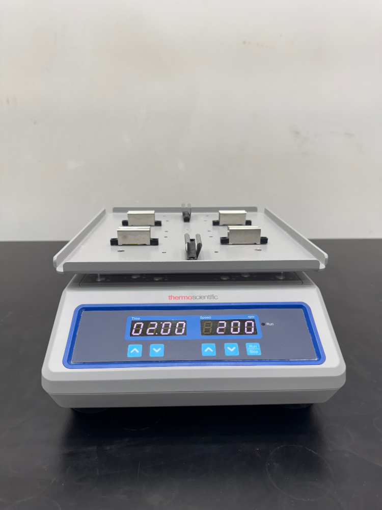 Image of Thermo Digital MicroPlate Shaker